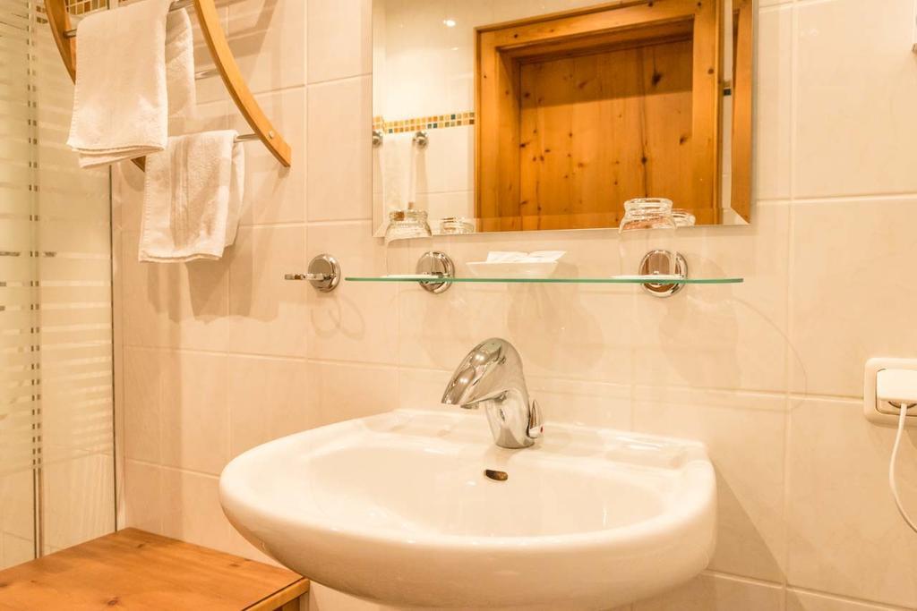Metzgerei Gasthof Oberhauser - Hotel Zur Post Egling Bagian luar foto